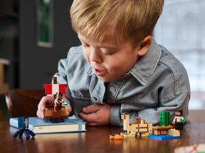 LEGO 21259 Lifestyle1