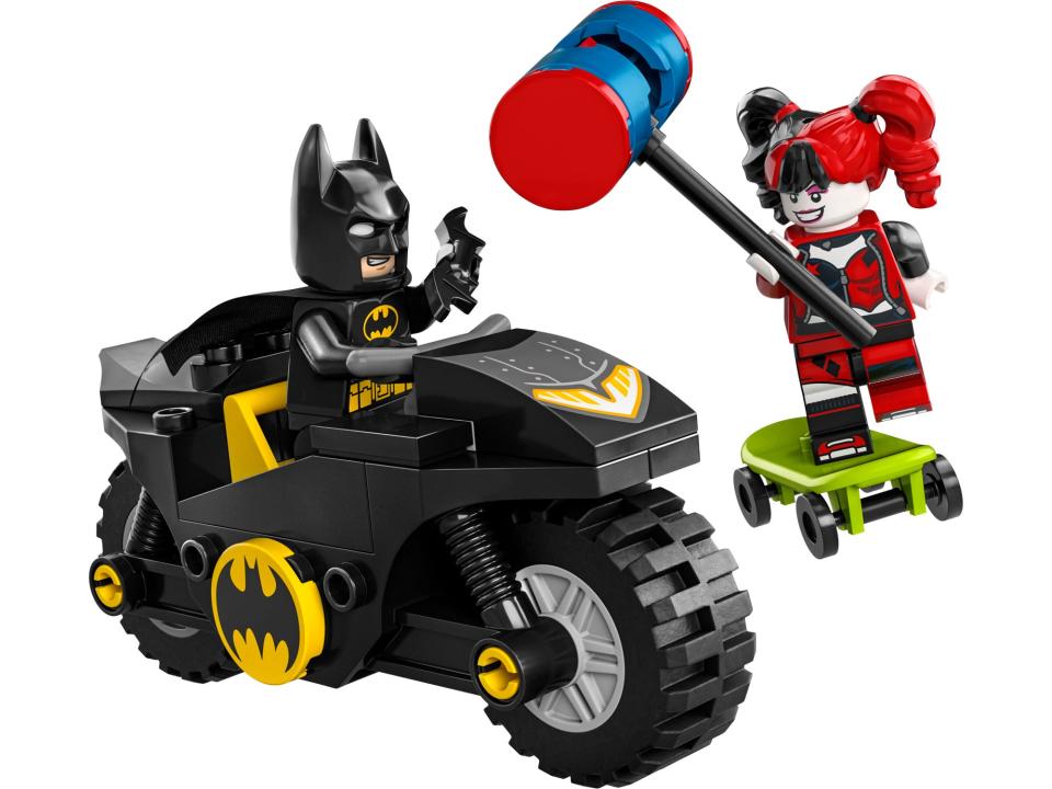 LEGO 76220 Batman™ vs. Harley Quinn™