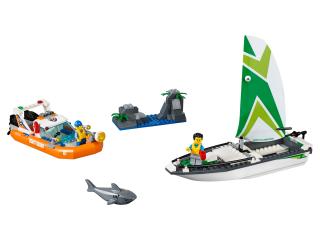 LEGO Segelboot in Not